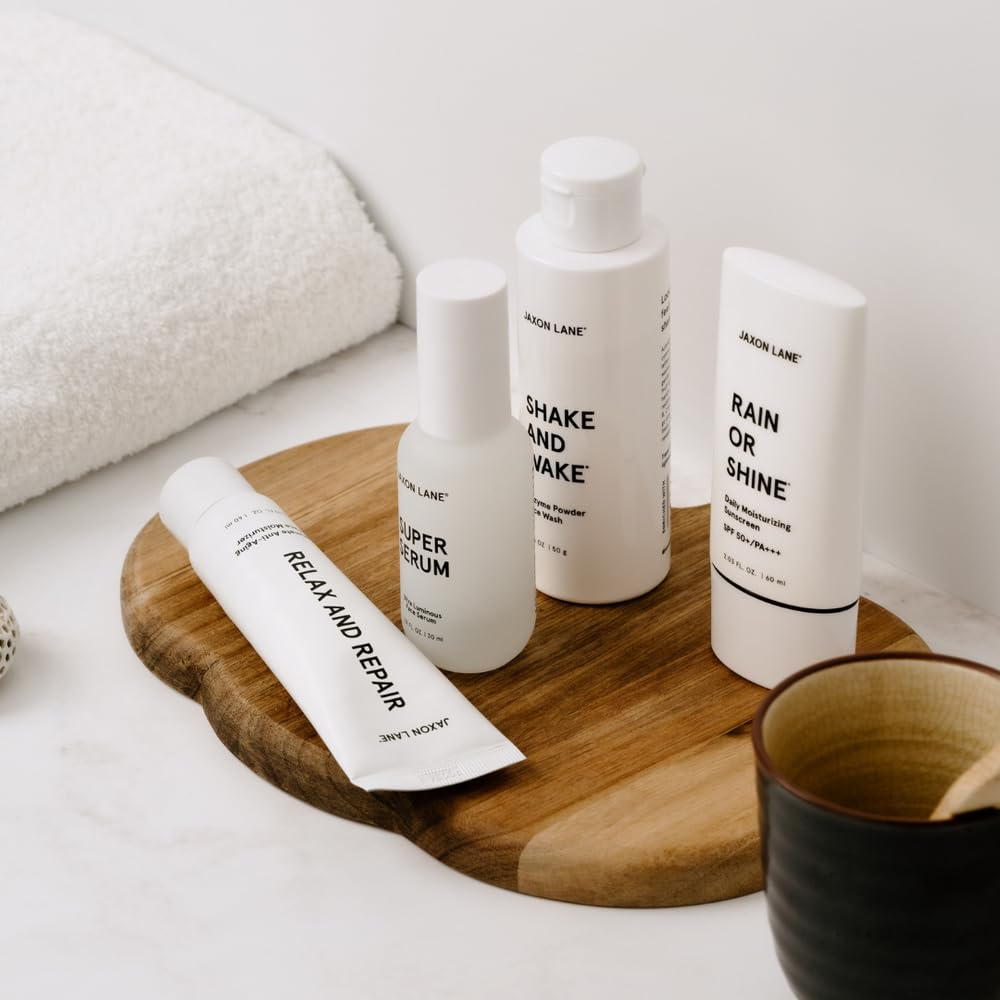 Daily Essential Skincare Set